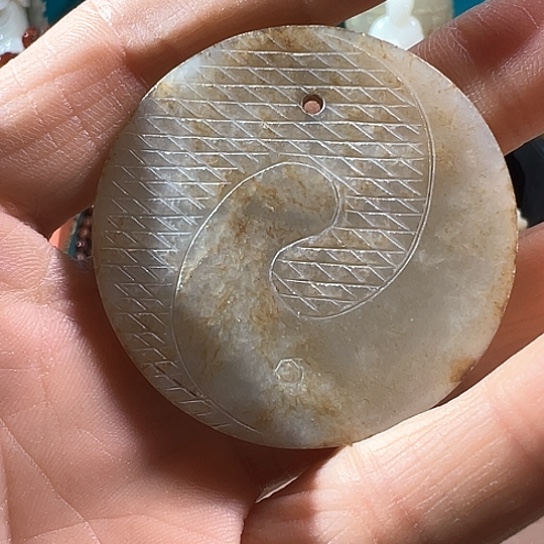 和田玉（糖玉）挂件未镶嵌内**和