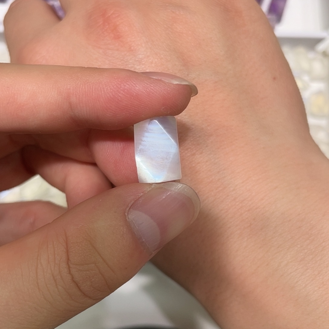 水晶珠宝半成品未镶嵌印**胖打孔，不退不换