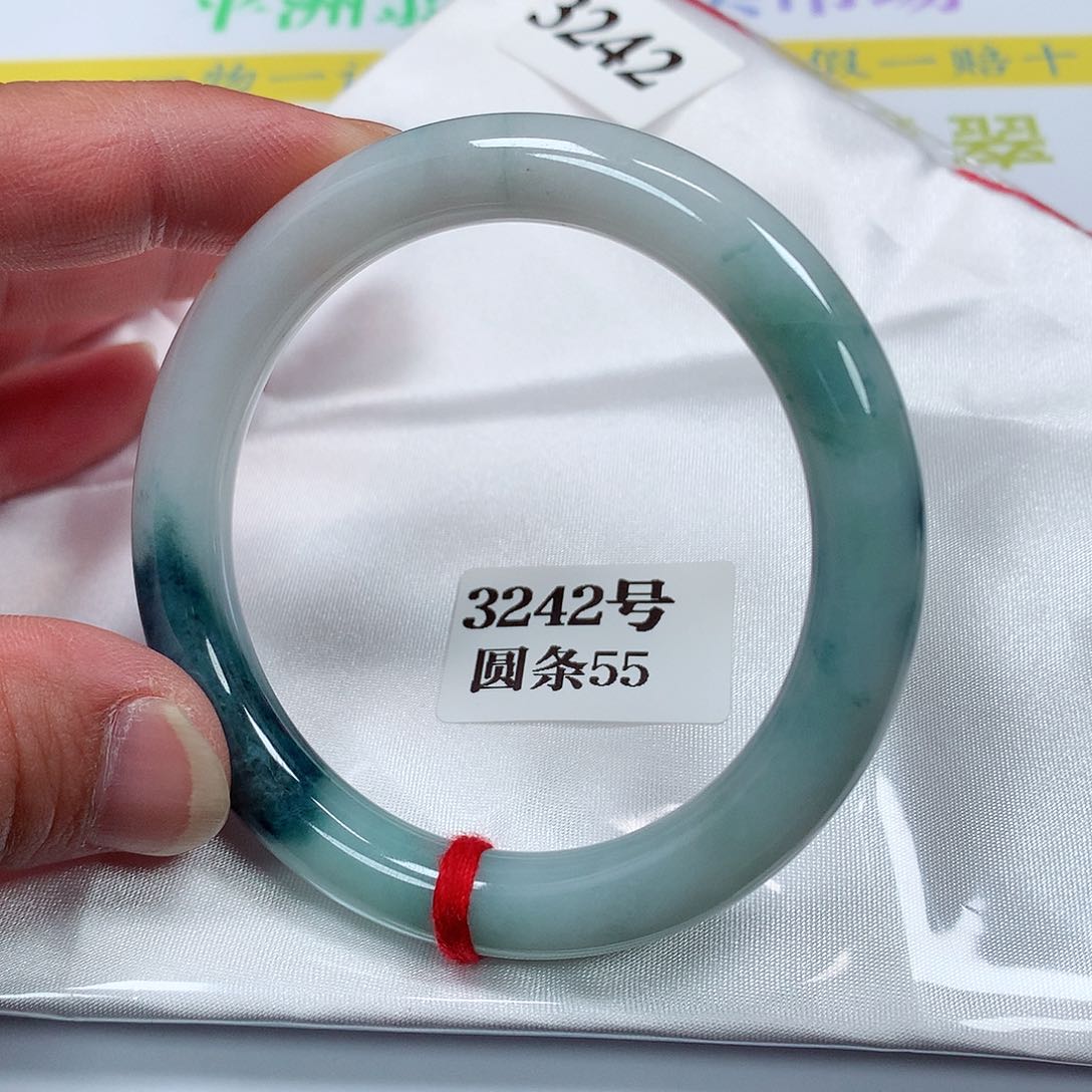 【闪购商品】翡翠手镯未镶嵌3242号