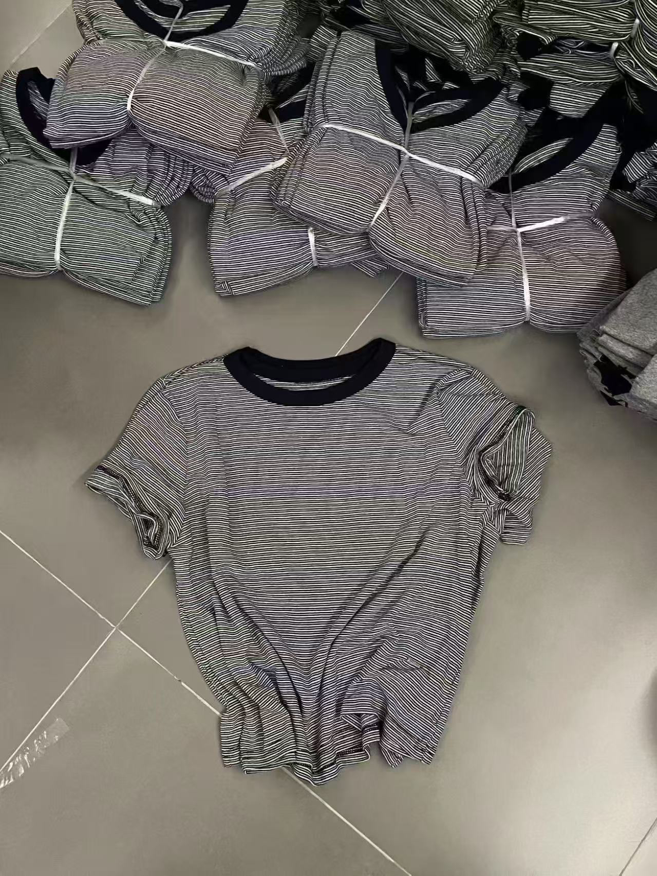 阿玉家&夏新款时尚百搭圆领宽松显瘦横条纹T恤短袖#7115