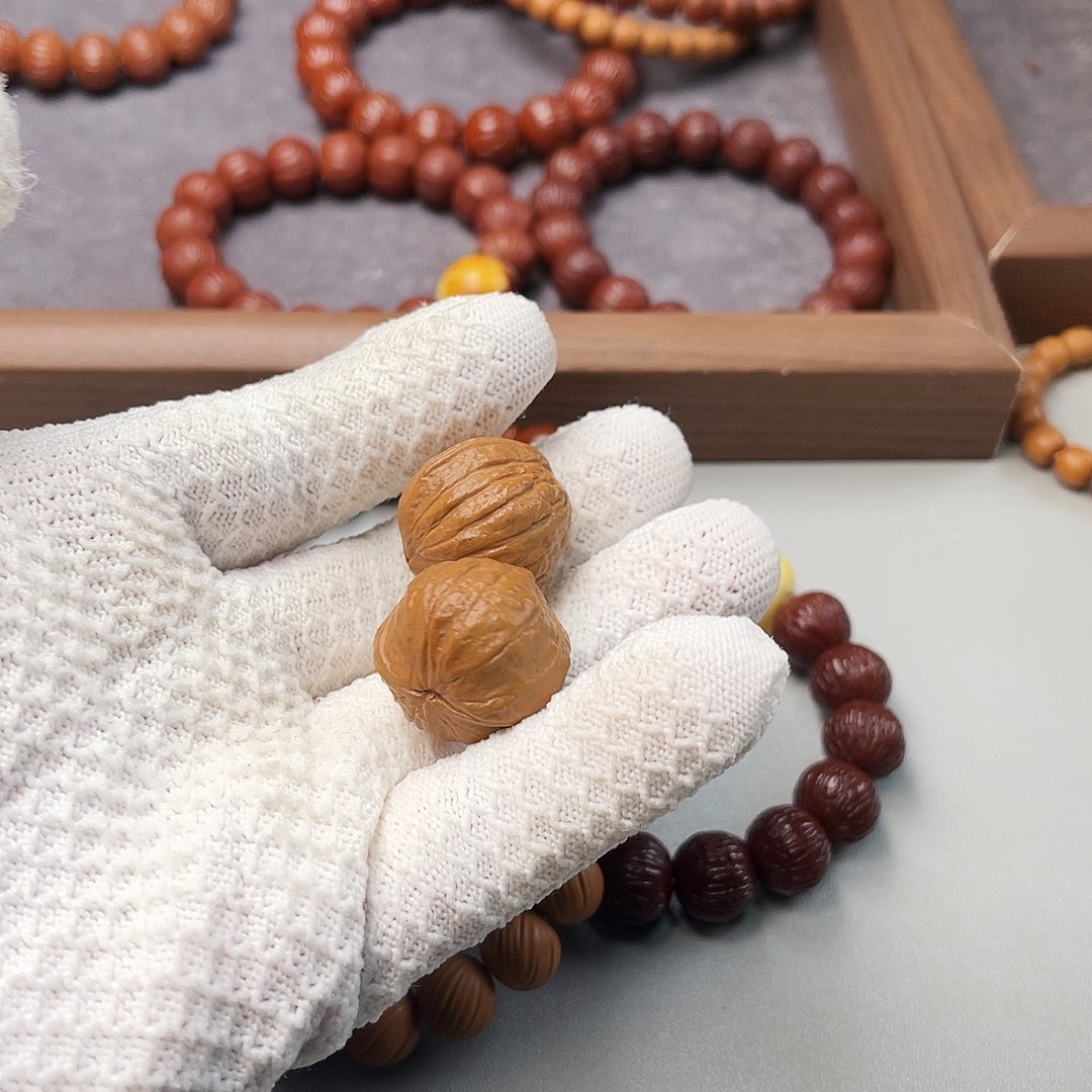 吊坠猴头核桃手把件