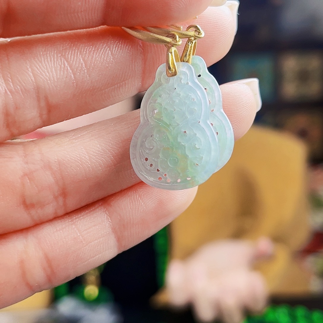 颈饰银S925镶嵌翡翠多样性