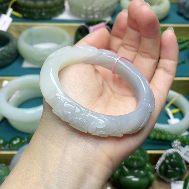 和田玉手镯52+圈口 编号75未镶嵌