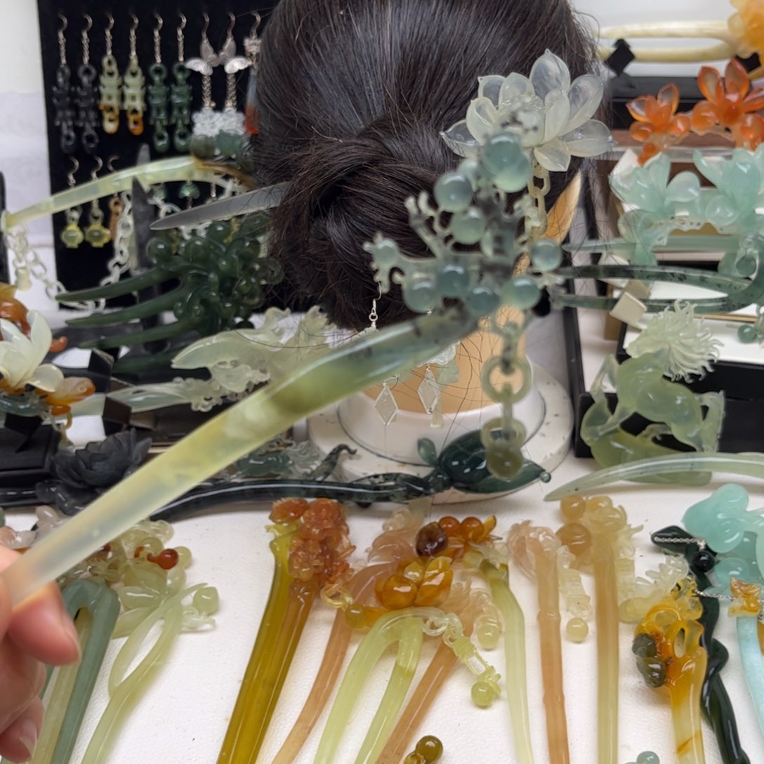 蛇纹石玉合金发簪