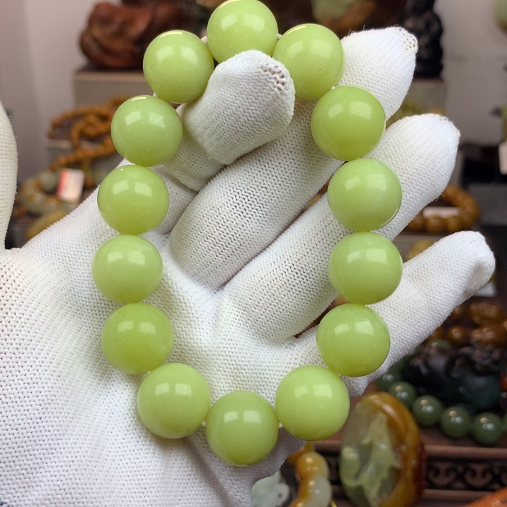 手链未镶嵌岫岩河磨玉（透闪石质玉）