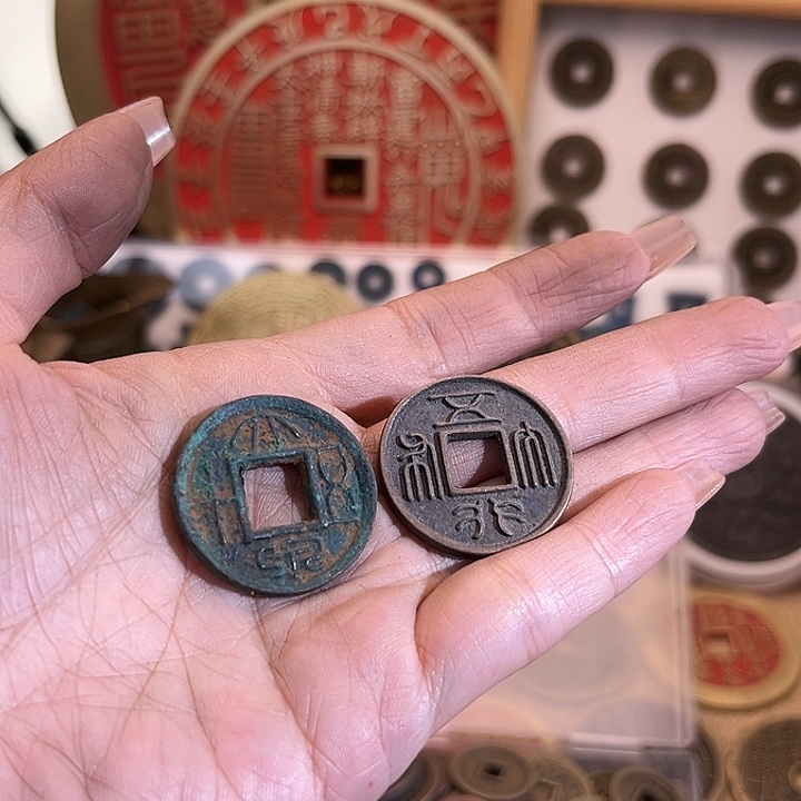 进***进铜现代翻砂工艺作品