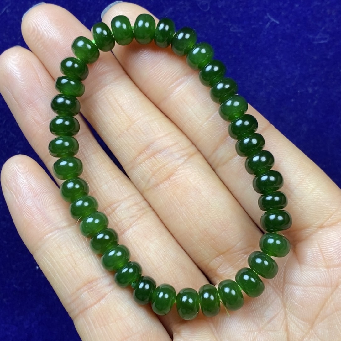 和田玉未镶嵌手串