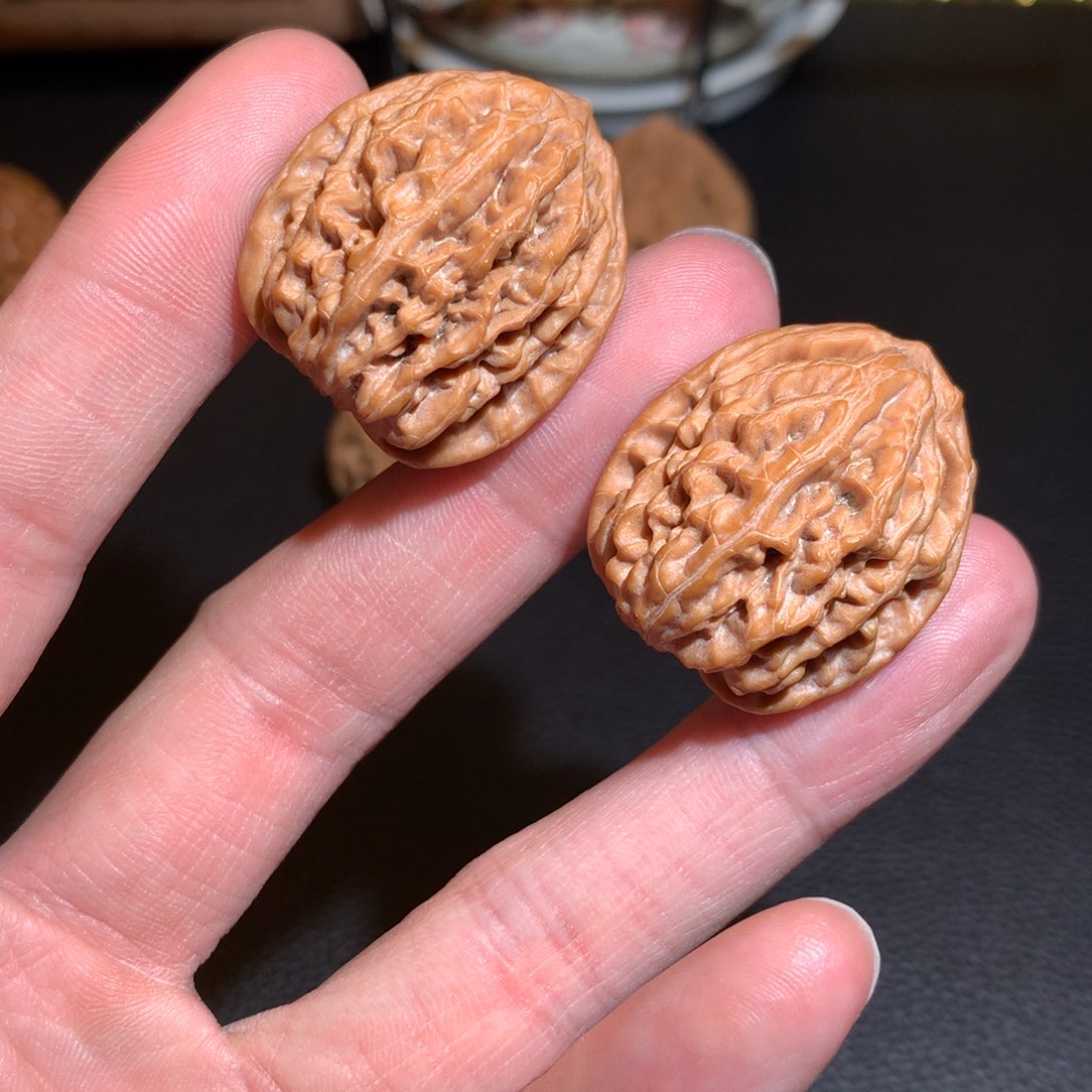 文玩核桃把件饕餮纹28