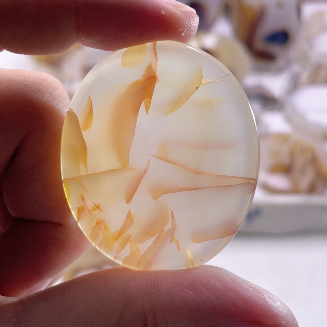 玛瑙/玉髓未镶嵌珠宝奇石