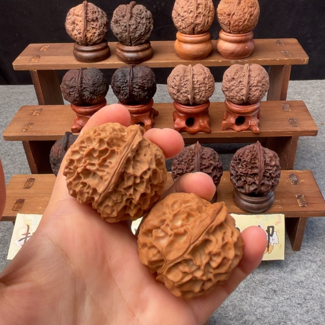 文玩核桃吊坠z凤凰牡丹41mm