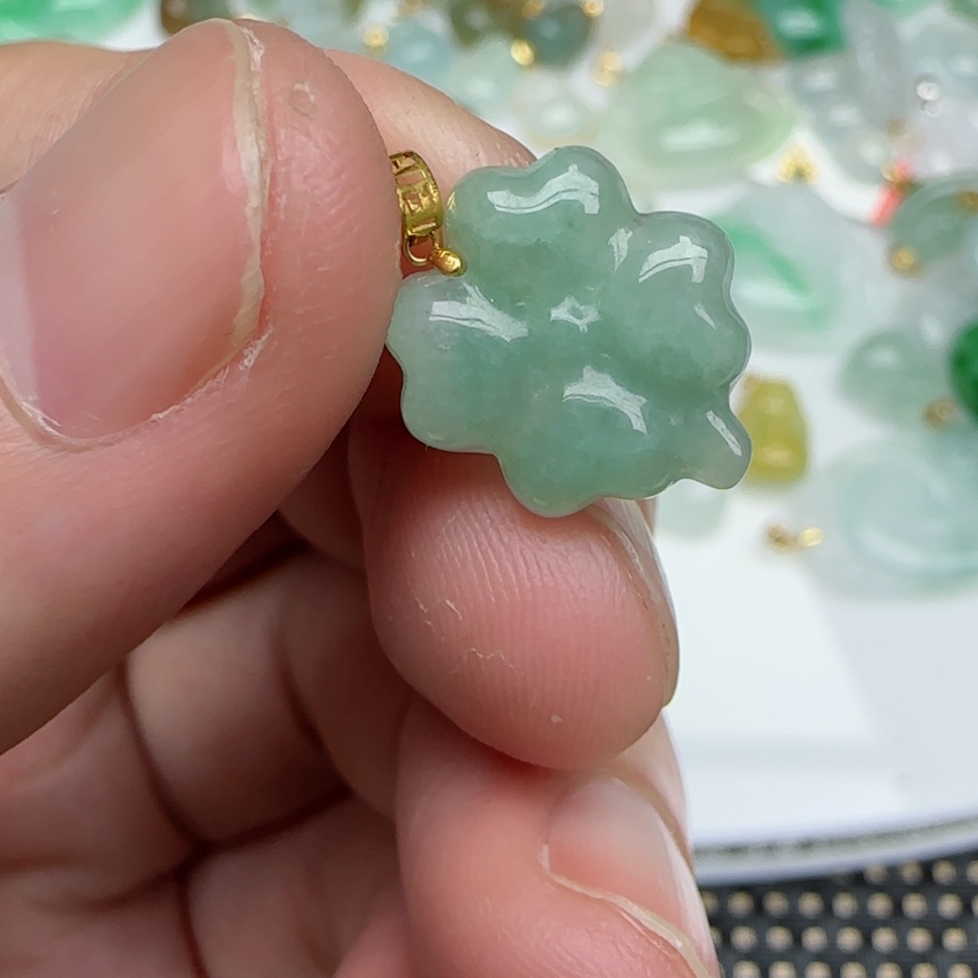 【闪购商品】翡翠颈饰18K金镶嵌四叶草