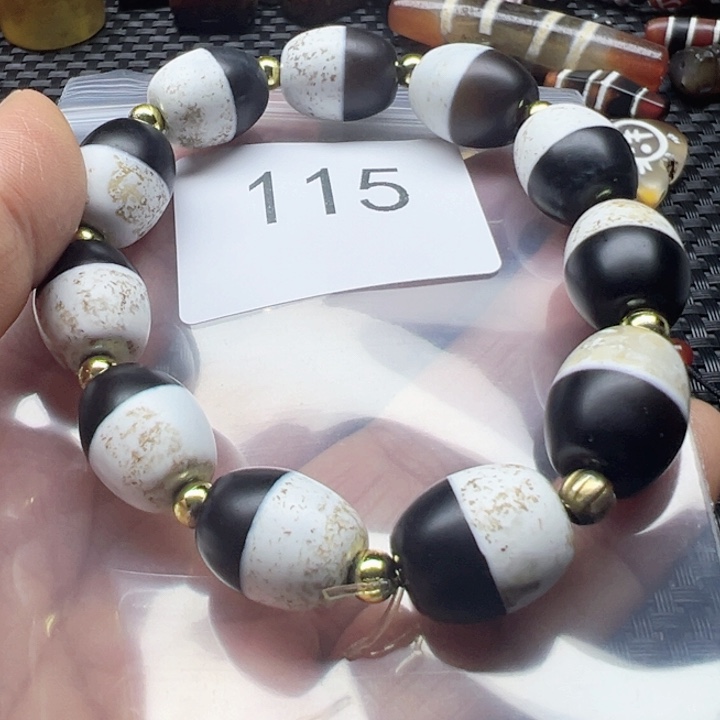 玉***棒玛瑙/玉髓未镶嵌手链