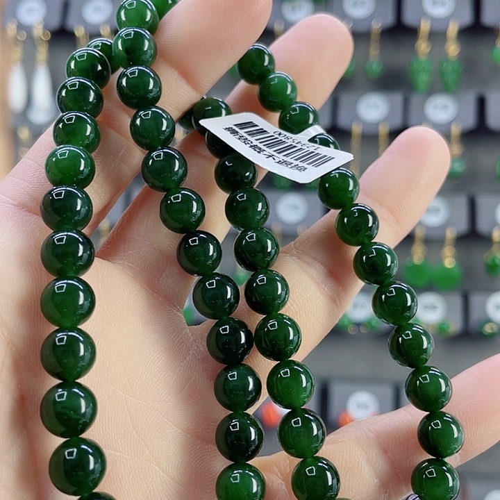 项链未镶嵌和田玉