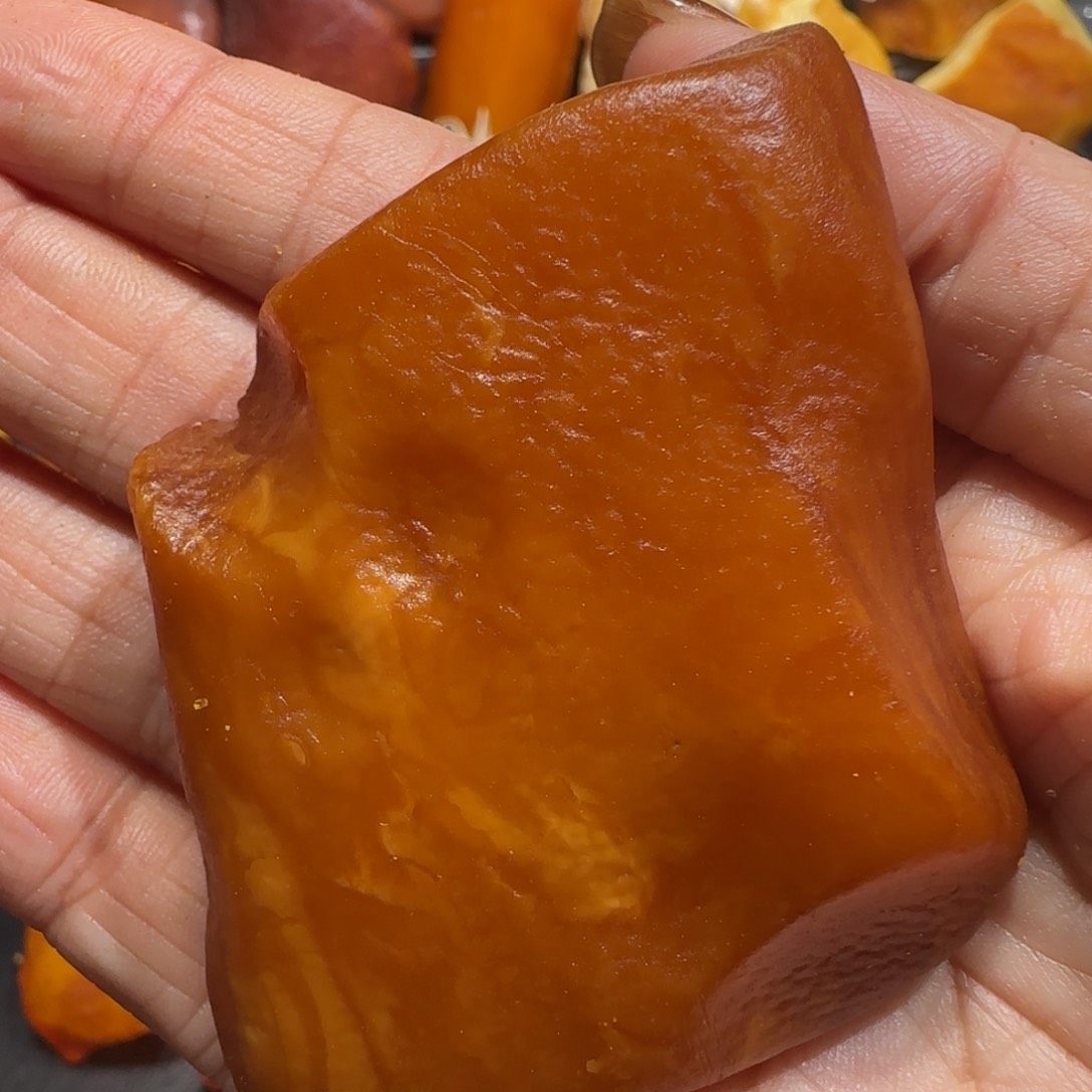 定制琥珀未镶嵌专属定制