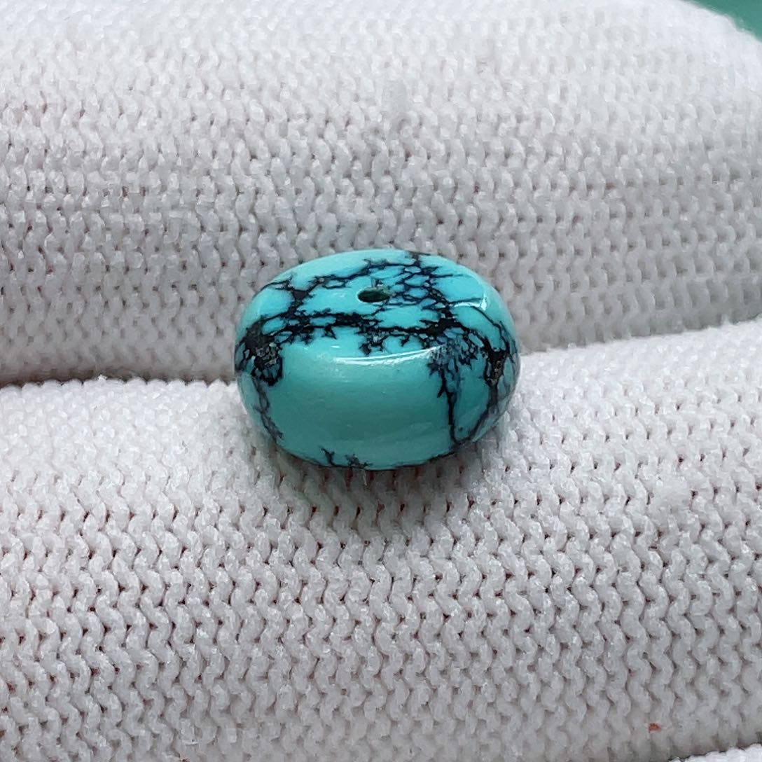 绿松石颈饰未镶嵌