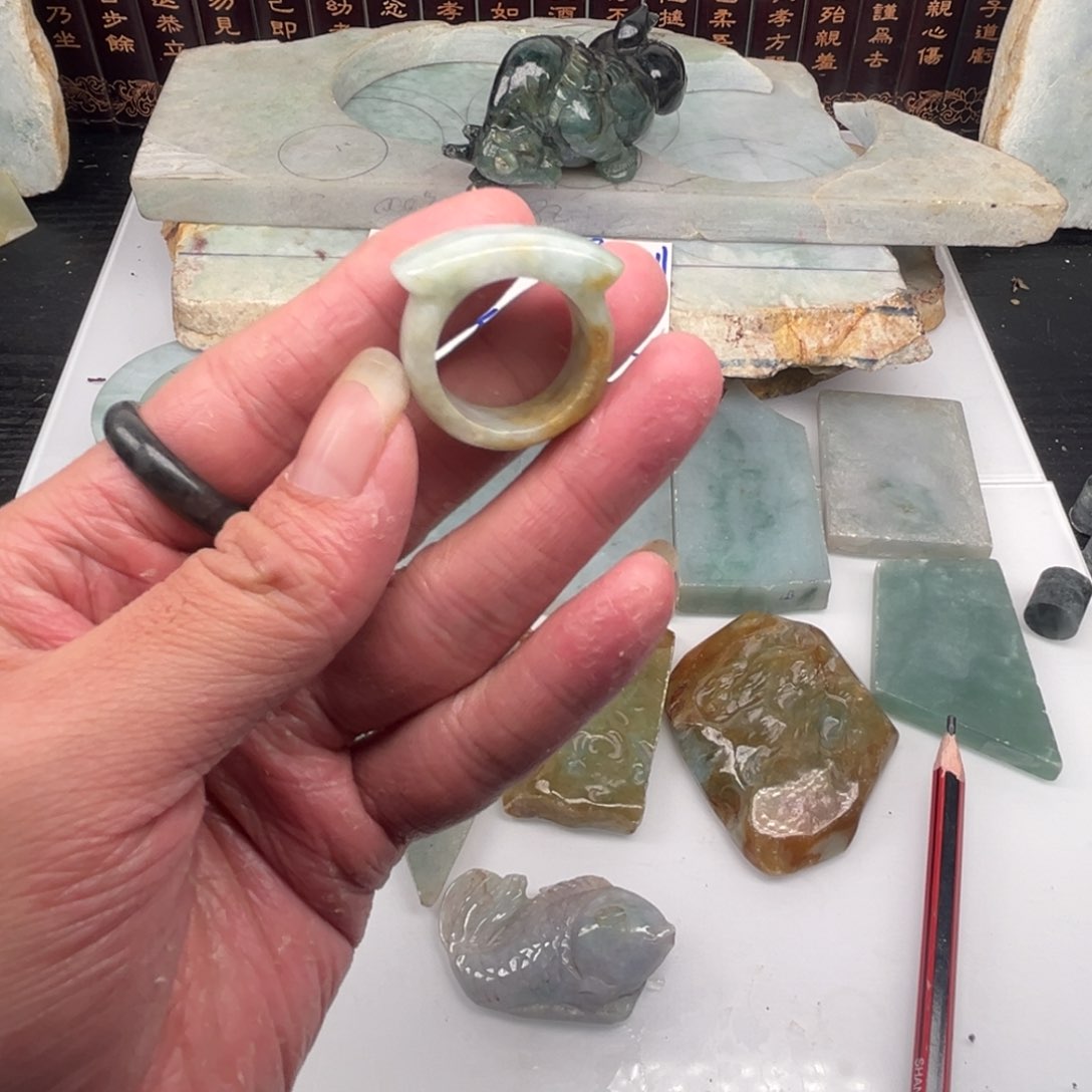 颈饰未镶嵌翡翠翡翠