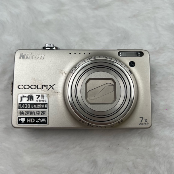 9新 Nikon/尼康 S6000银色1420w像素奶油肌出片滤镜超多