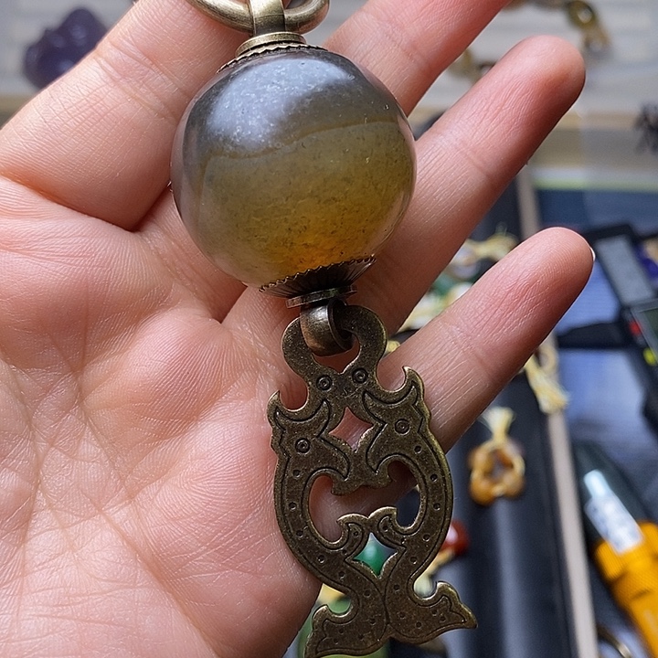 自***宝玛瑙/玉髓合金颈饰