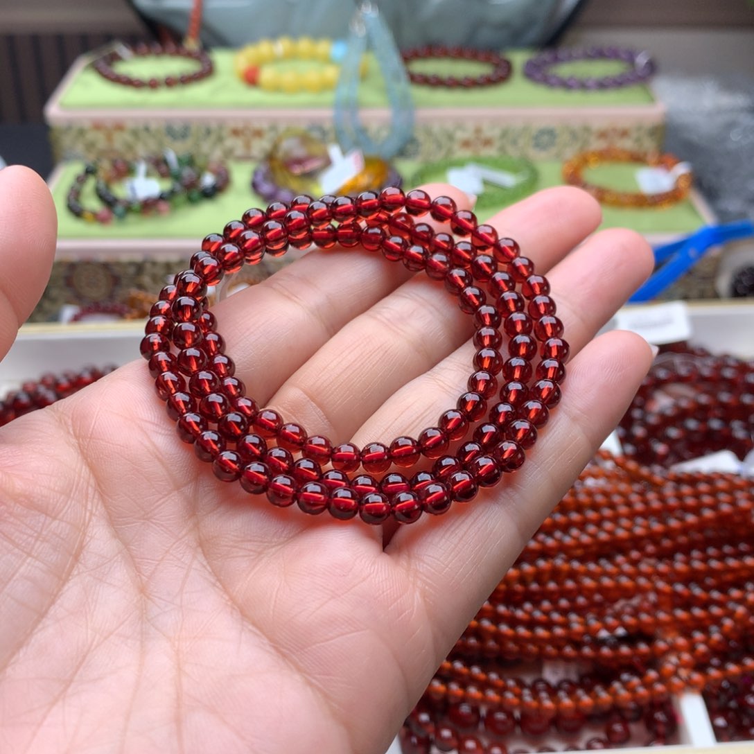 未镶嵌石榴石手串手串5