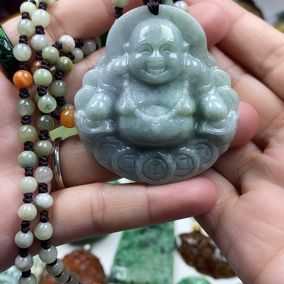 颈饰未镶嵌翡翠牌子