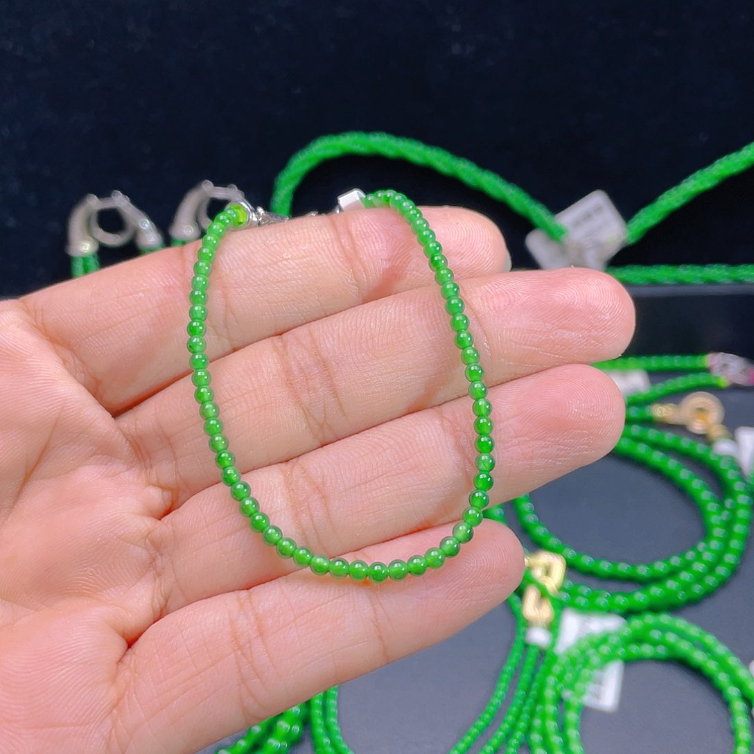 颈饰未镶嵌翡翠天然A货翡翠卡2.7