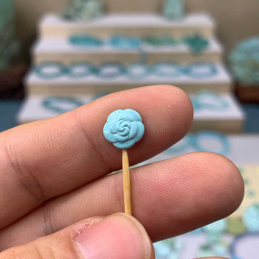 绿松石配饰未镶嵌