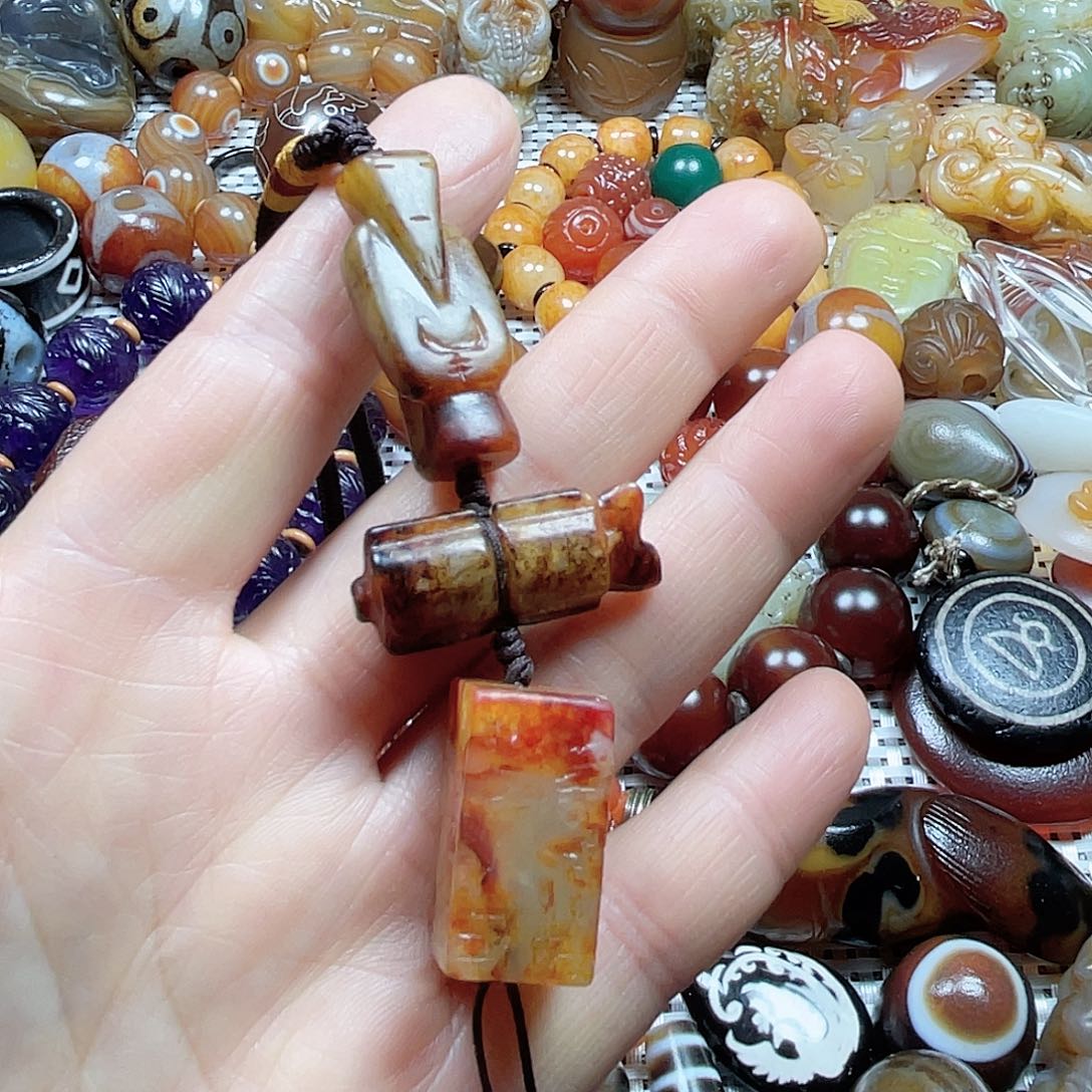 和田玉挂件未镶嵌