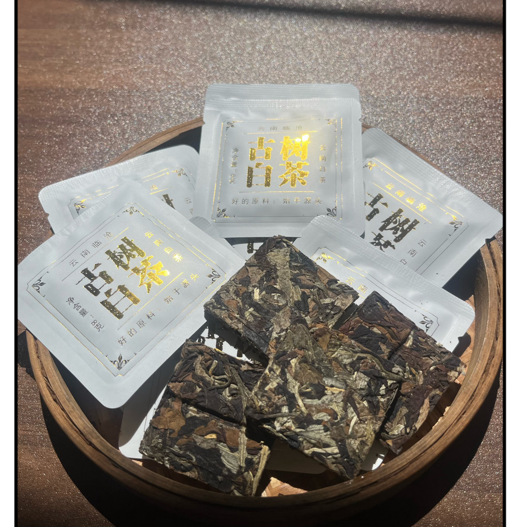 云南古树白茶方片（紧压茶）250克