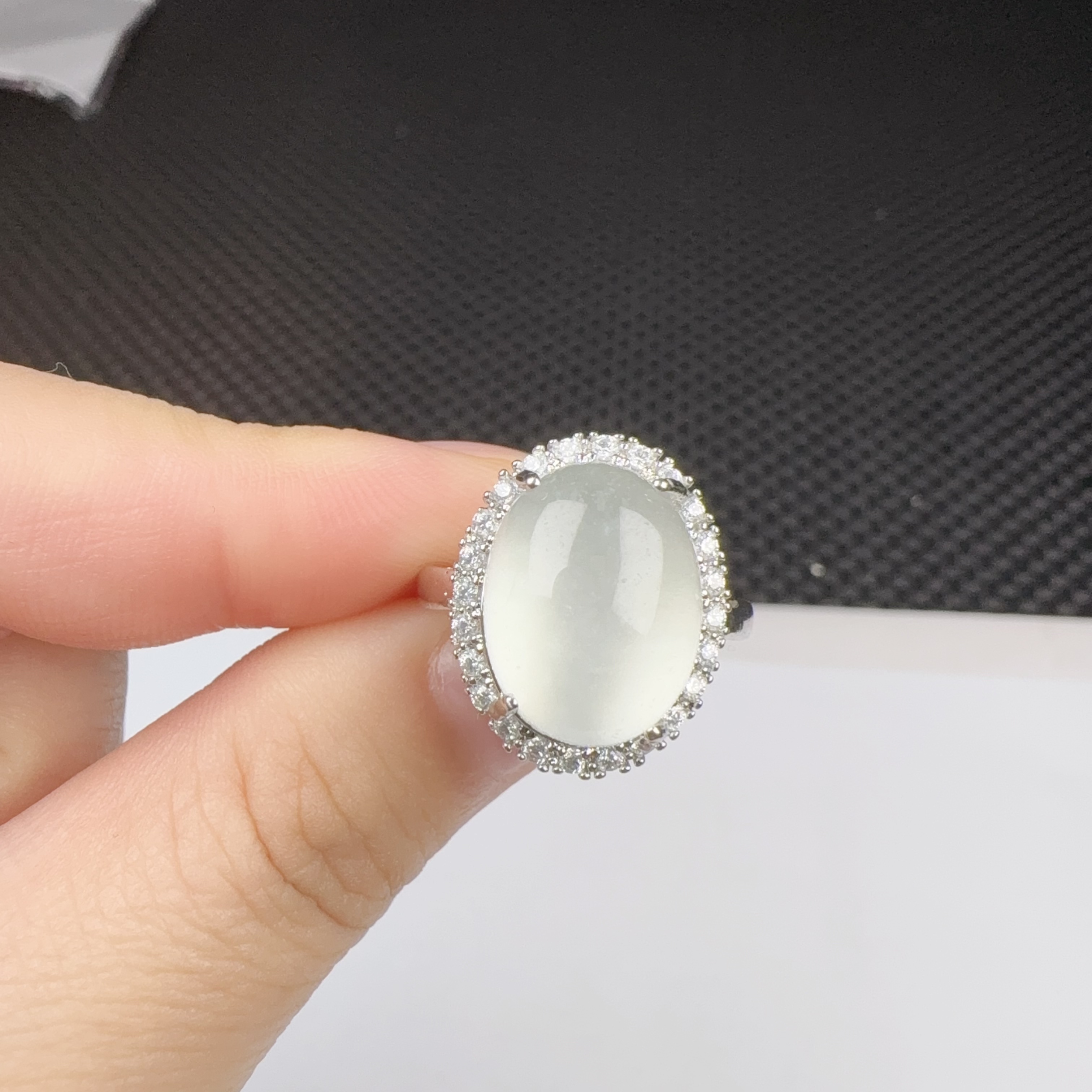 z170白戒指精美时尚