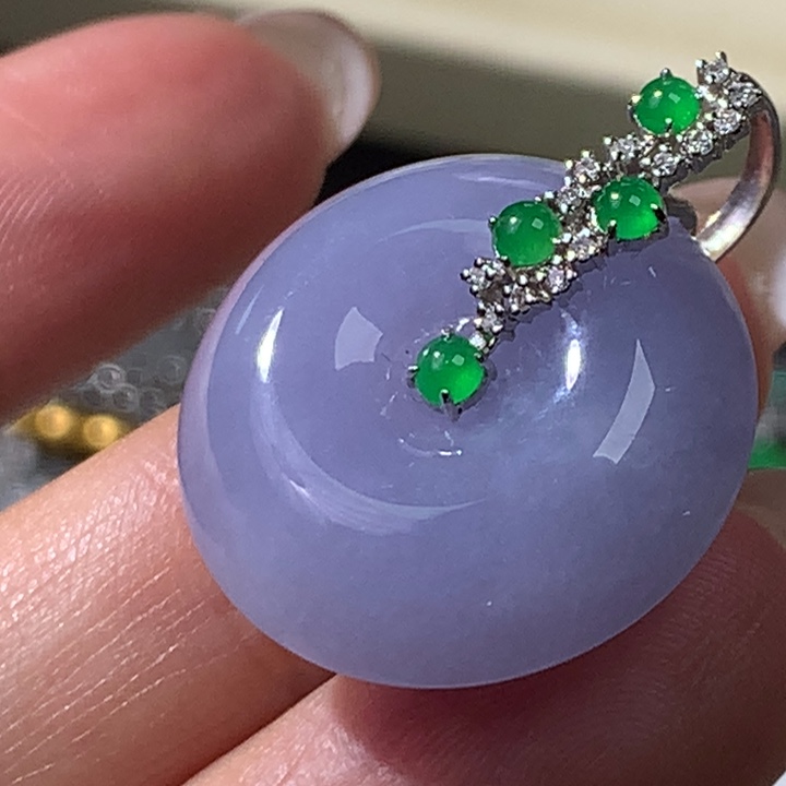 翡翠18K金镶嵌吊坠(不含链)紫肉扣