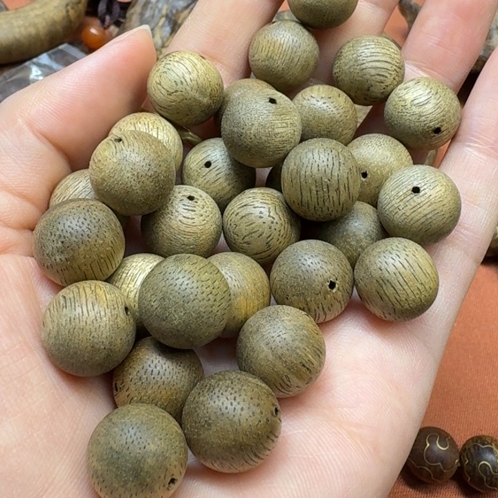 大叶紫檀（黑酸枝木类）