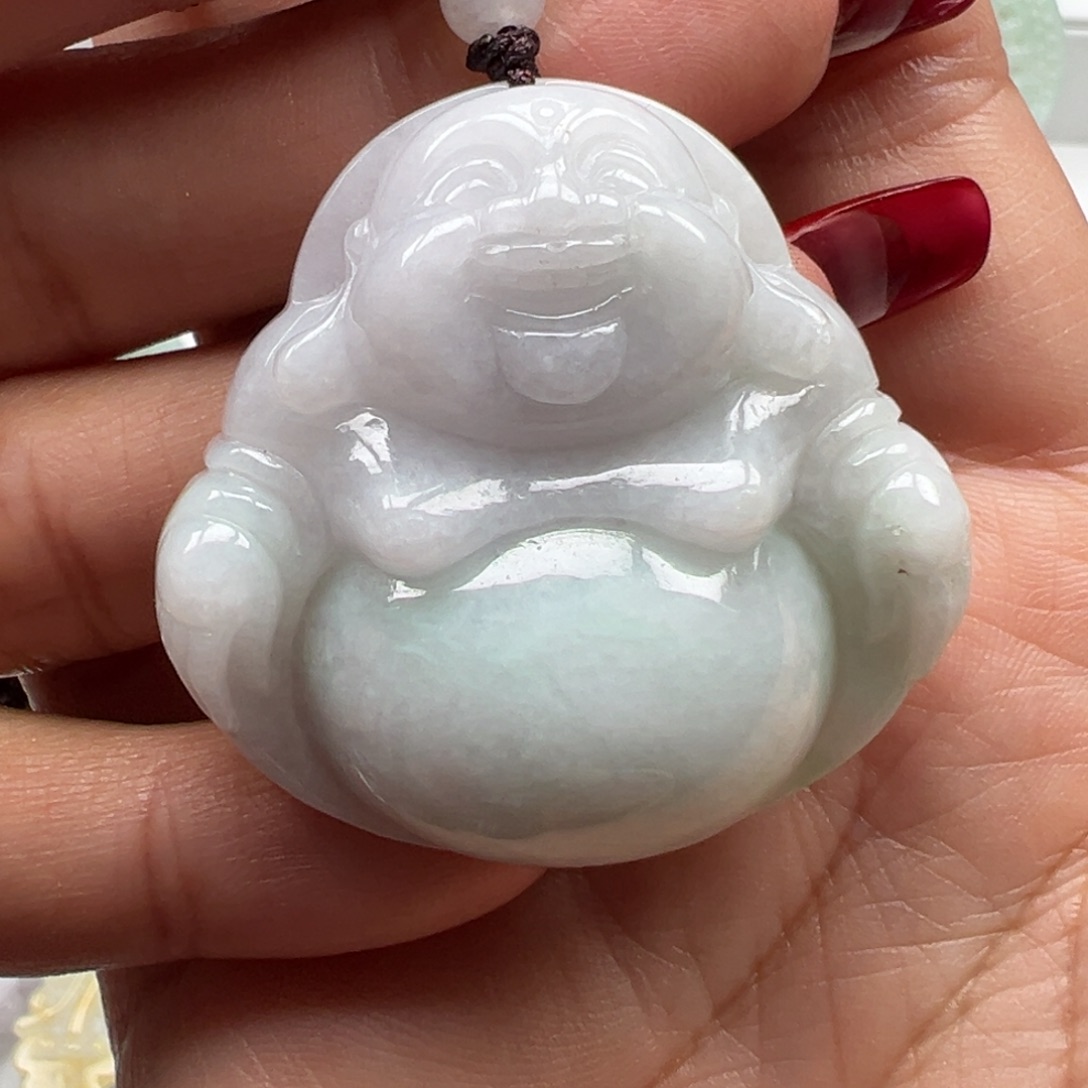 翡翠颈饰未镶嵌41.5×42.5×12.3