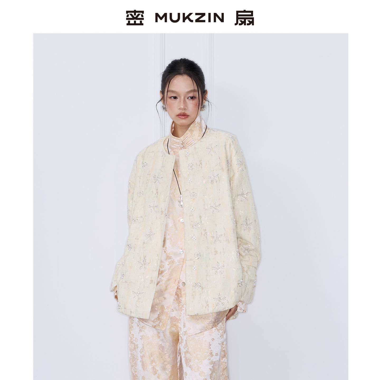 「汉桃花」//新中式提花刺绣羽绒服 //密扇羽绒服M254JB15197501