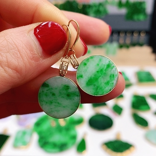 翡翠耳饰18K金镶嵌挂件