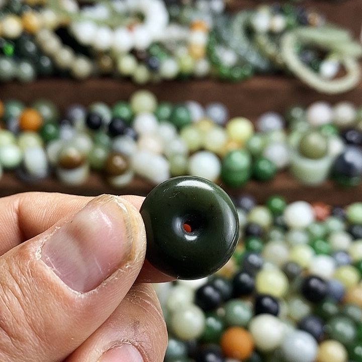 和田玉手链未镶嵌