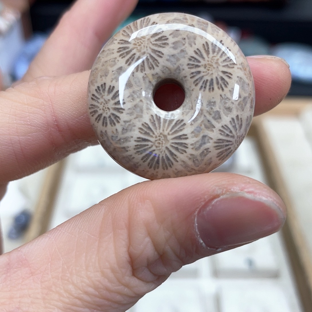 硅化珊瑚（珊瑚玉）手串未镶嵌?***?435