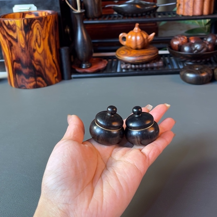 祁***斗木紫光檀两个罐罐