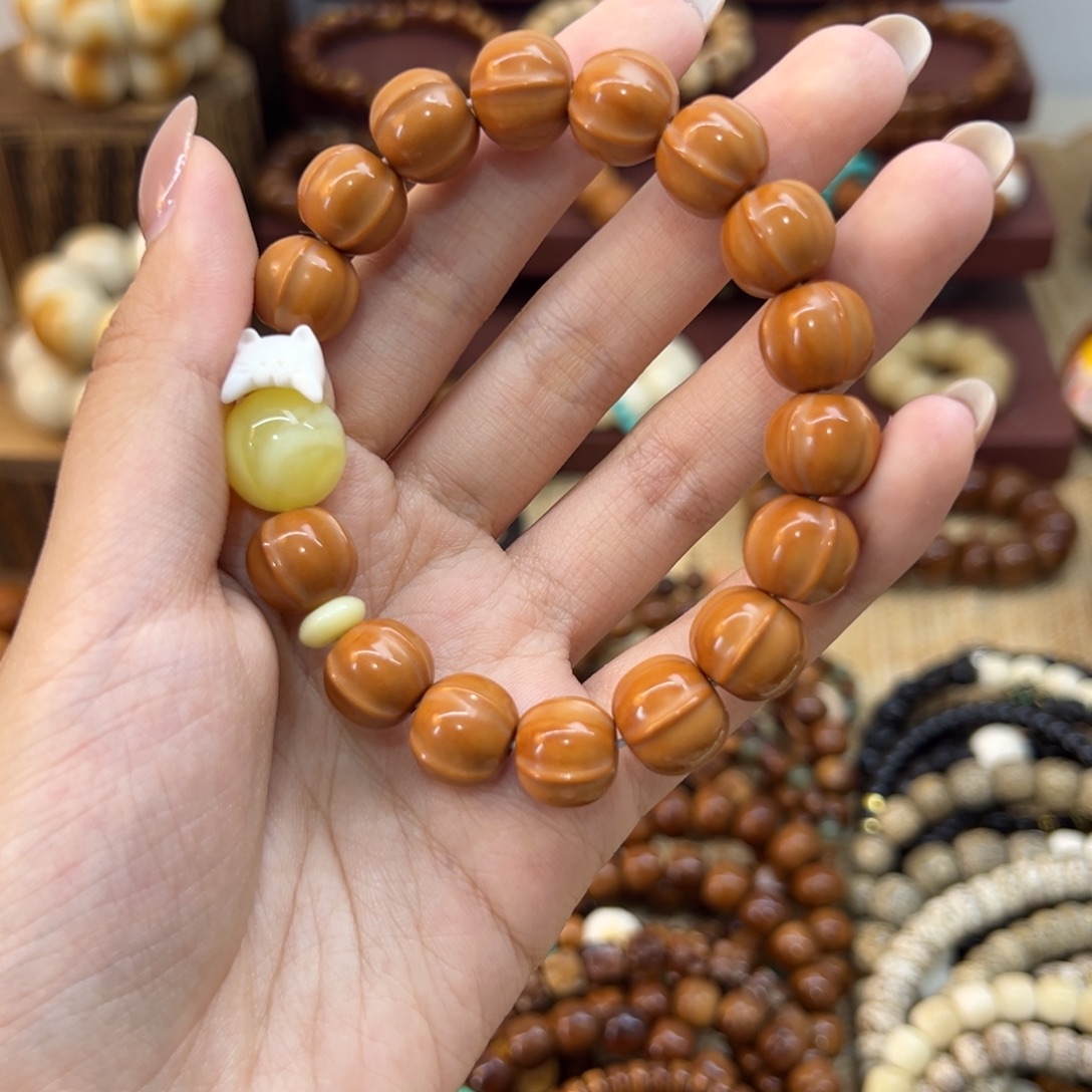 吊坠猴头核桃手串