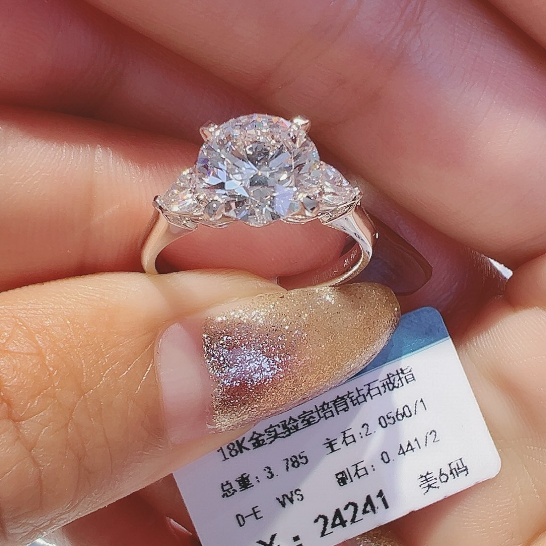 实验室培育钻石18K金镶嵌2.056ct12-13