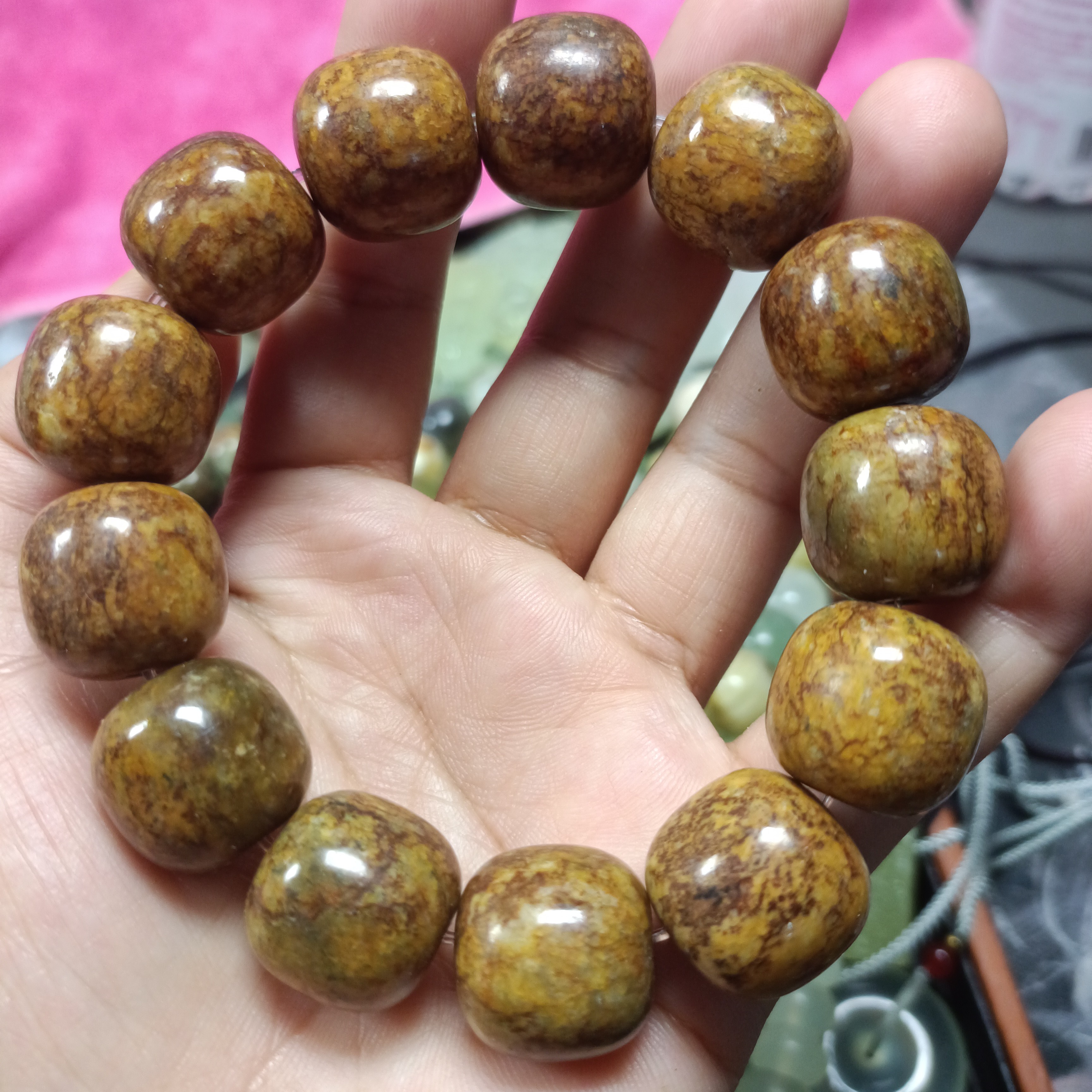 纯天然岫玉糖皮手串13粒