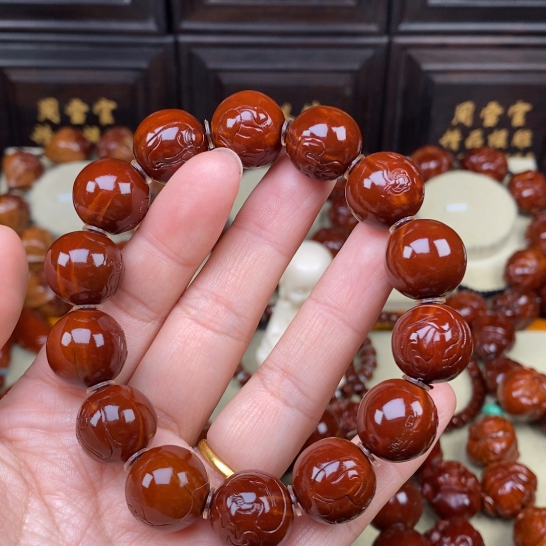 阿***飞橄榄核吊坠无相佛