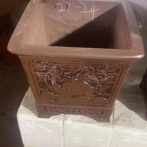 紫砂中国宜兴紫砂花盆，