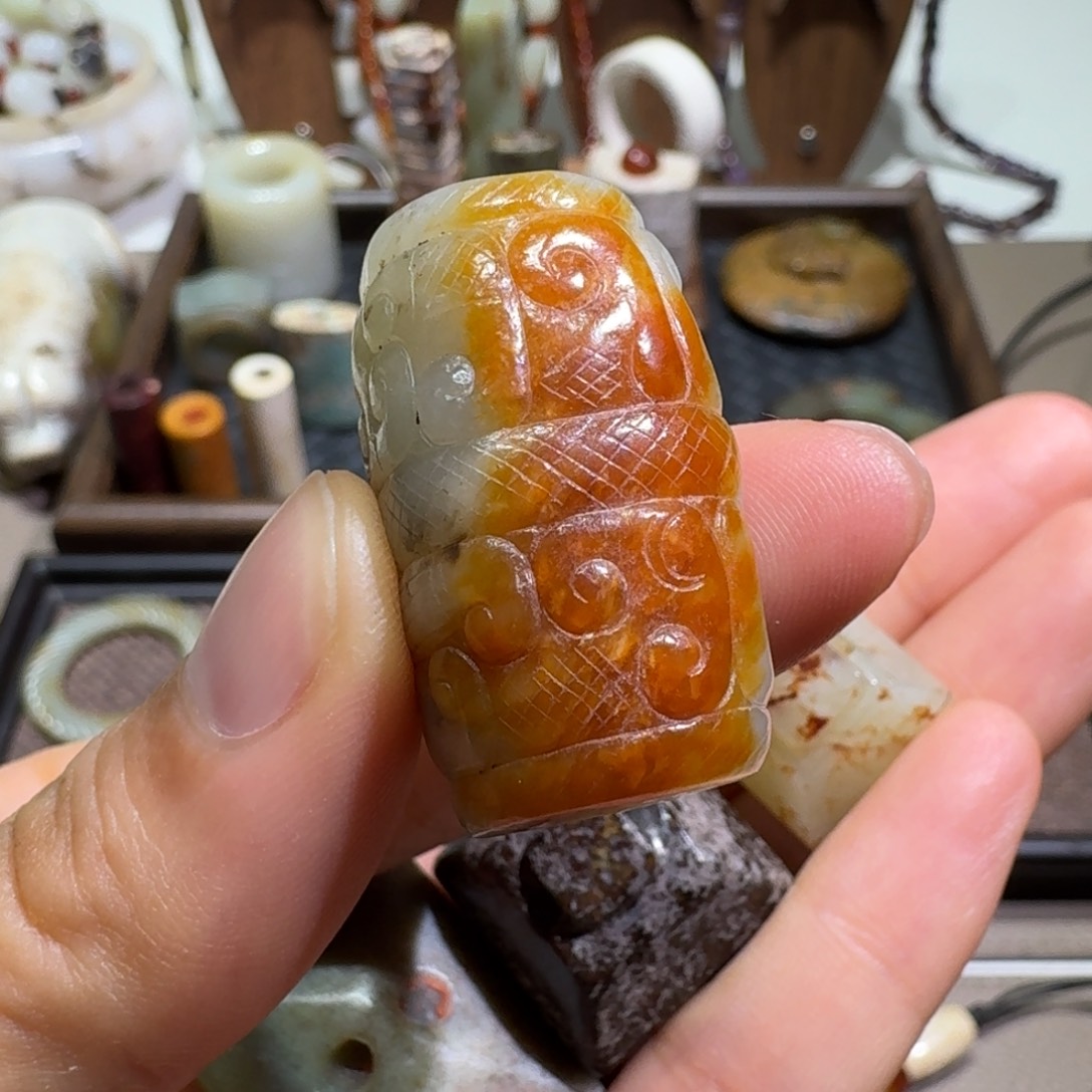 沁***泽和田玉（糖玉）未镶嵌手链