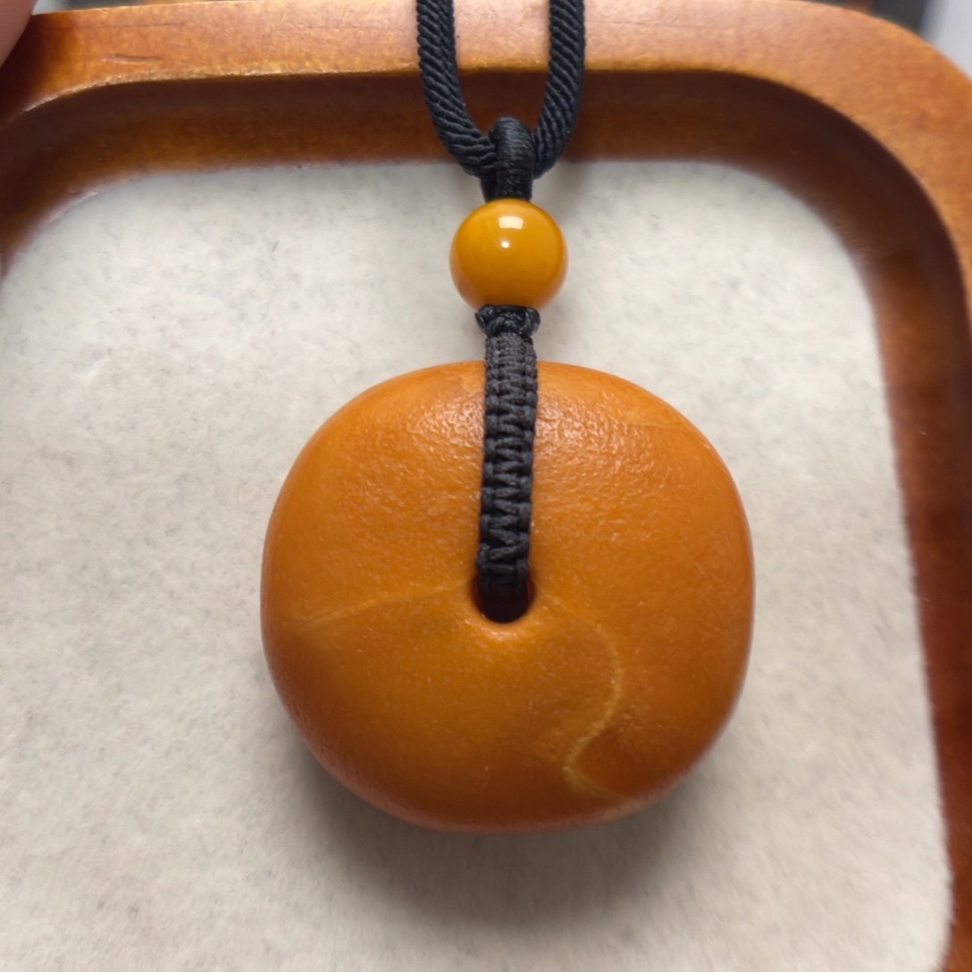 蜜蜡未镶嵌项链吊坠