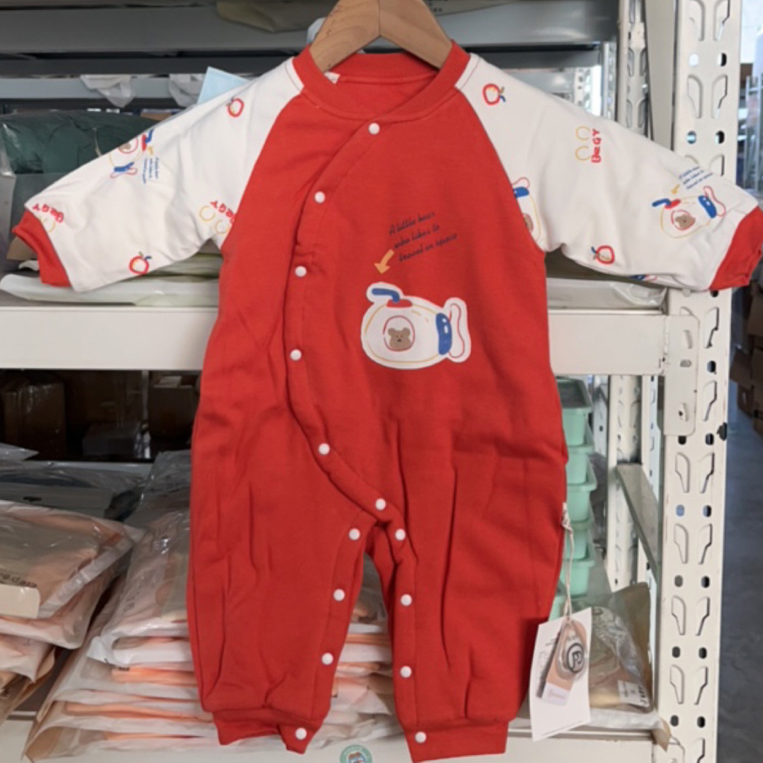 泡泡家立领偏系扣闭档哈衣120g