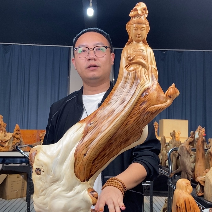 柏木（崖柏）随型摆件