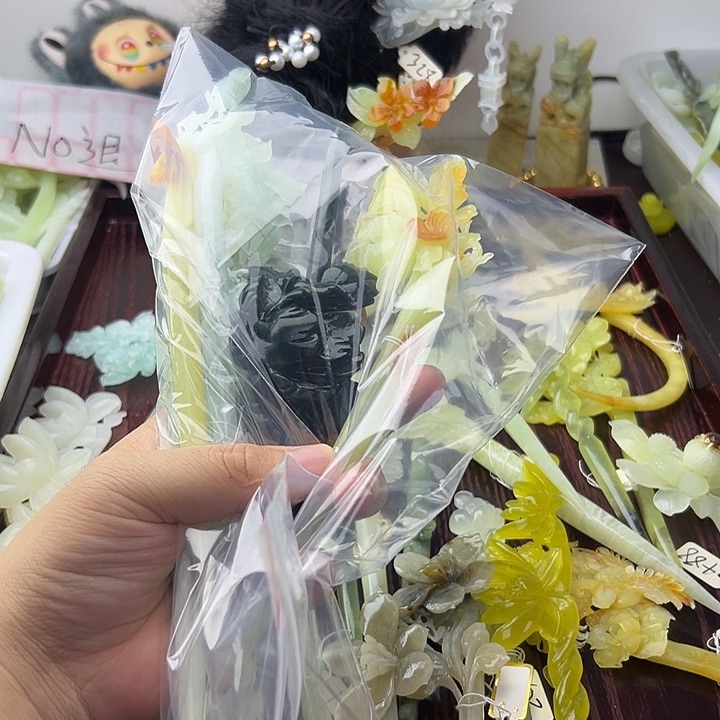 合金蛇纹石玉发饰?