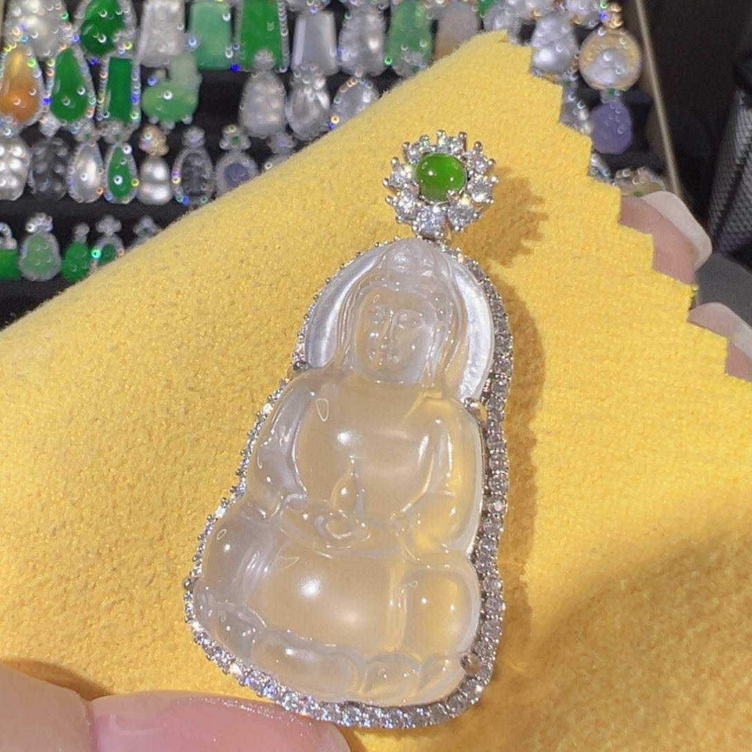 石英质玉颈饰银S925镶嵌