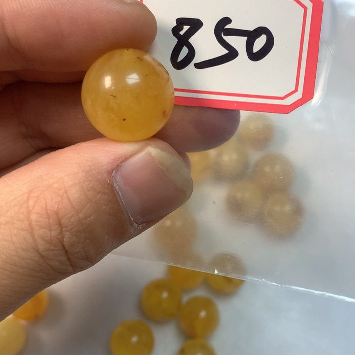 琥珀未镶嵌珠宝奇石瑕疵17.2