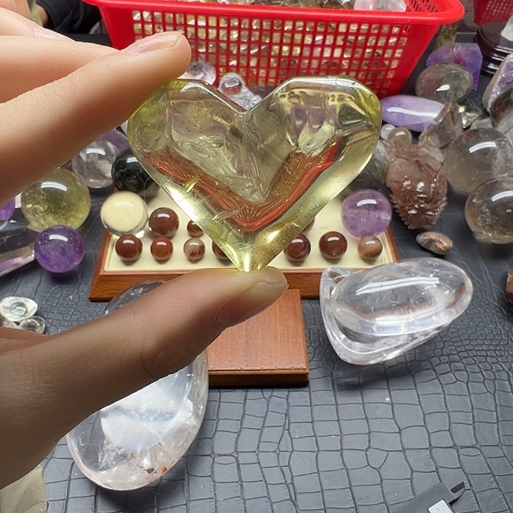 珠宝半成品水晶未镶嵌79水晶